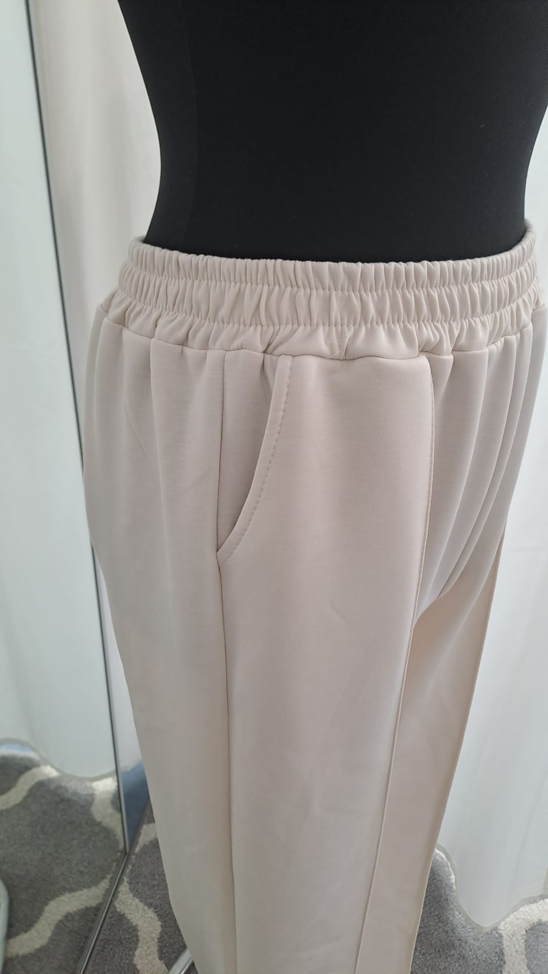 Young Collection Hose 4145 Beige