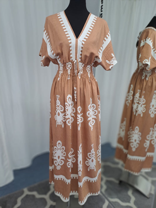 Le Bonbon Kleid 51622 Camel