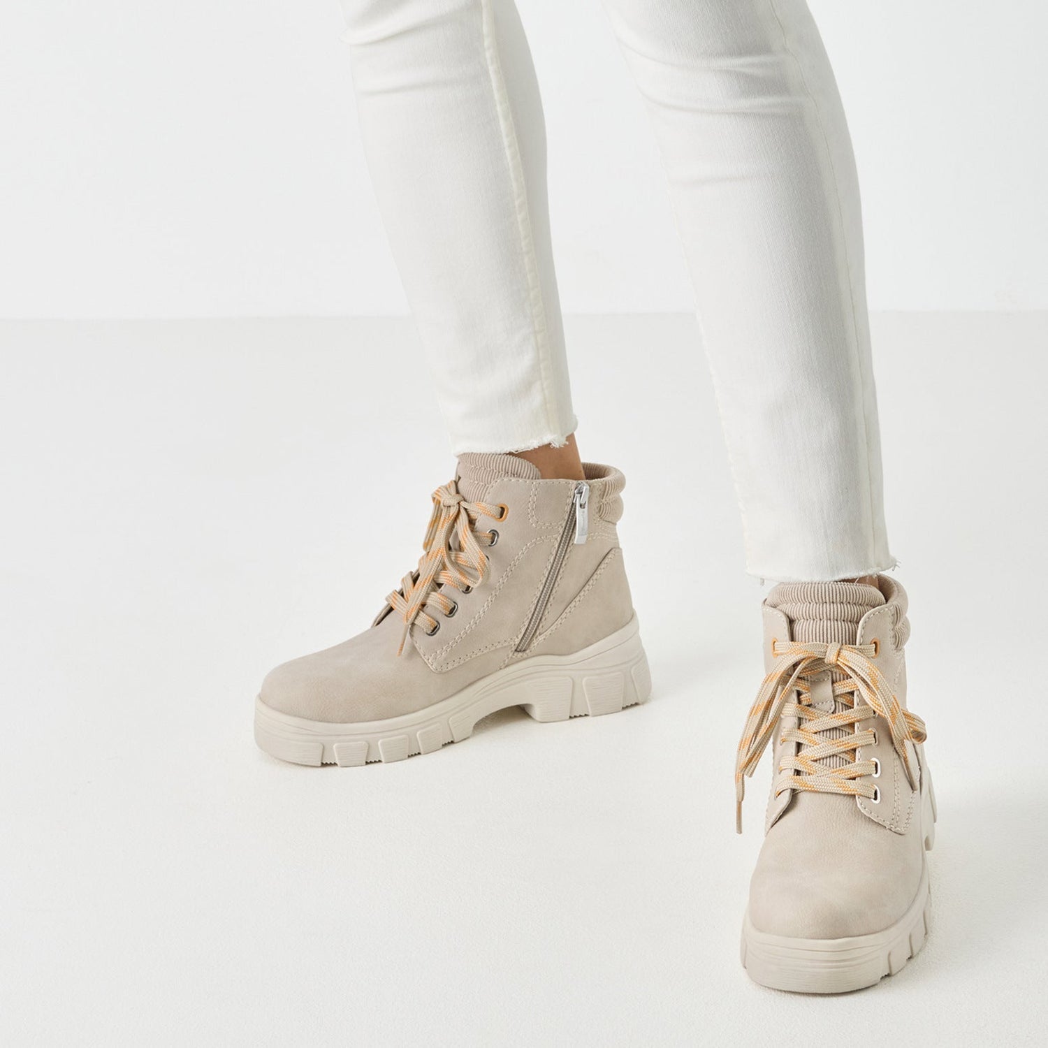 Stiefeletten & Boots