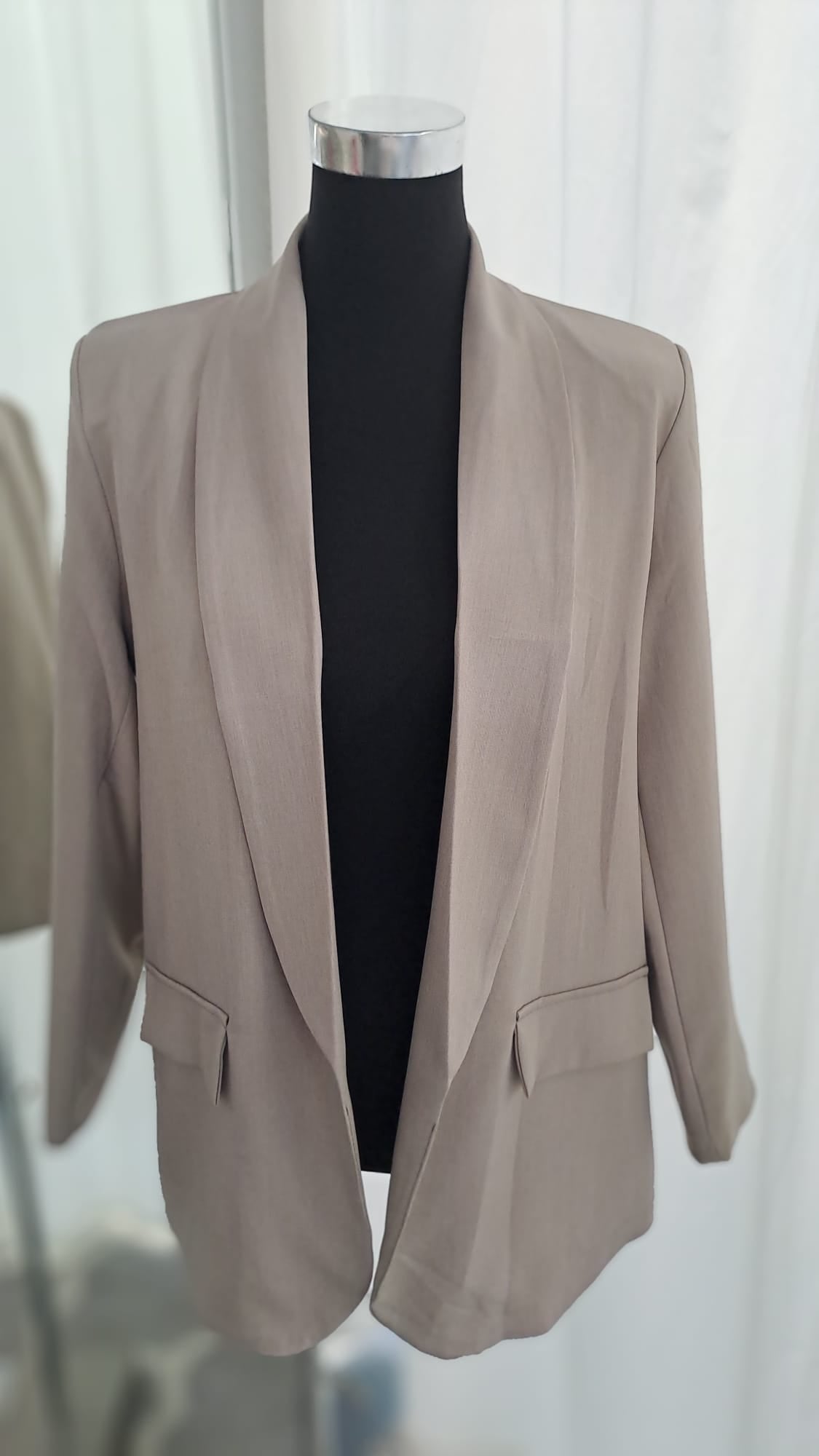 Longblazer Taupe - Offener Schalkragen - SM Youngfashion 6881 - Seitenansicht