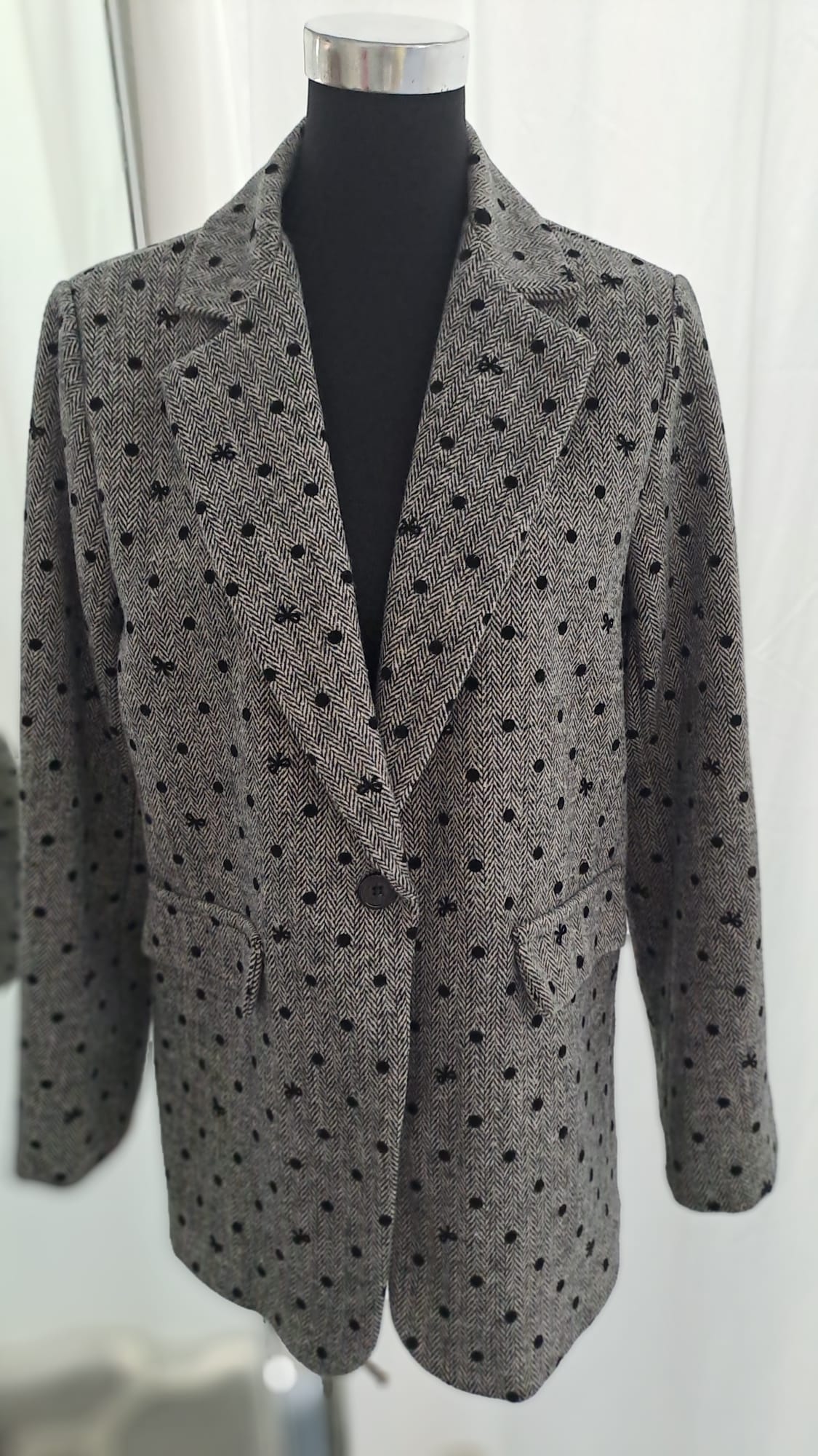 Longblazer Grau-Schwarz Fischgrät & Punkte – Liping Moda 6857-Seitenansicht