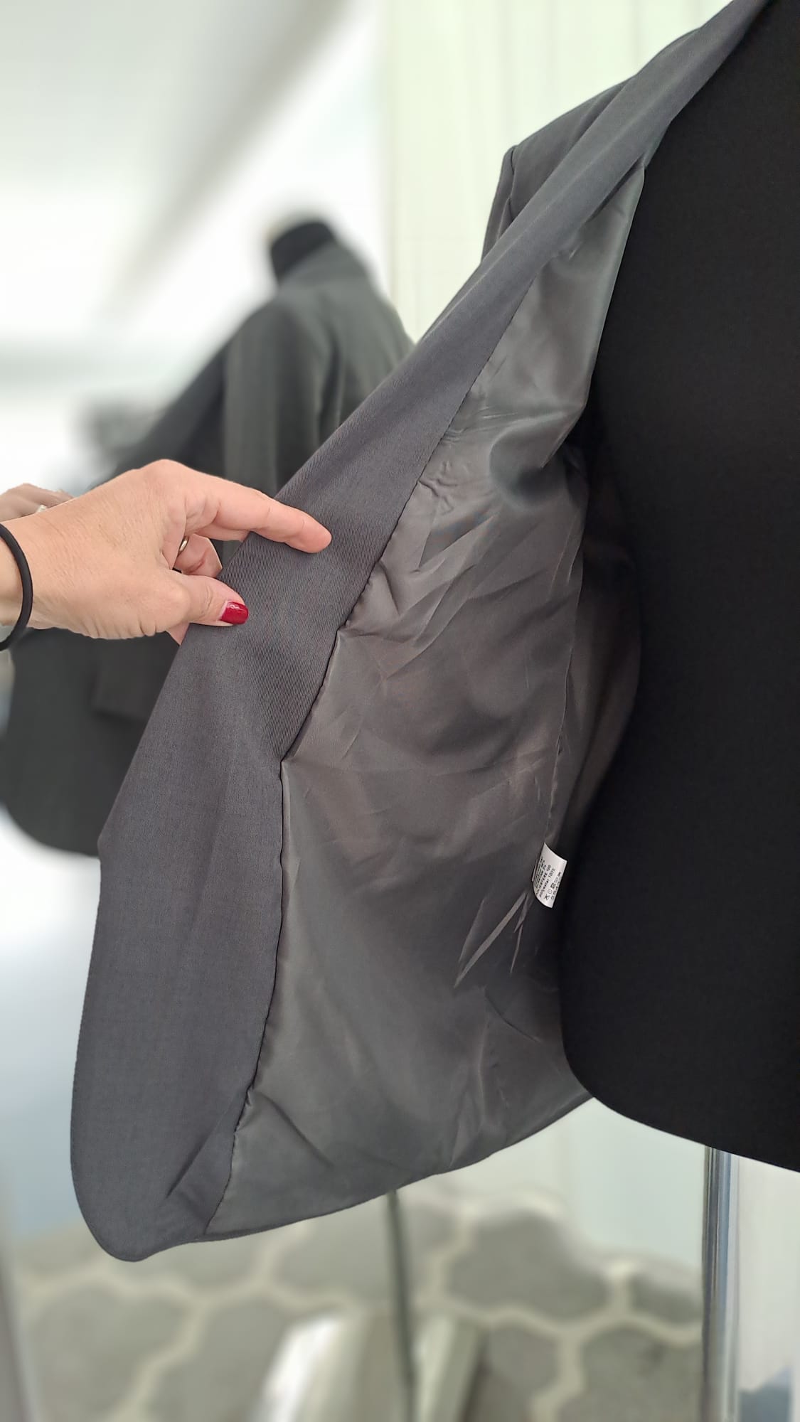 Longblazer Grau - Offener Schalkragen - SM Youngfashion 6884 - Detailansicht Futter