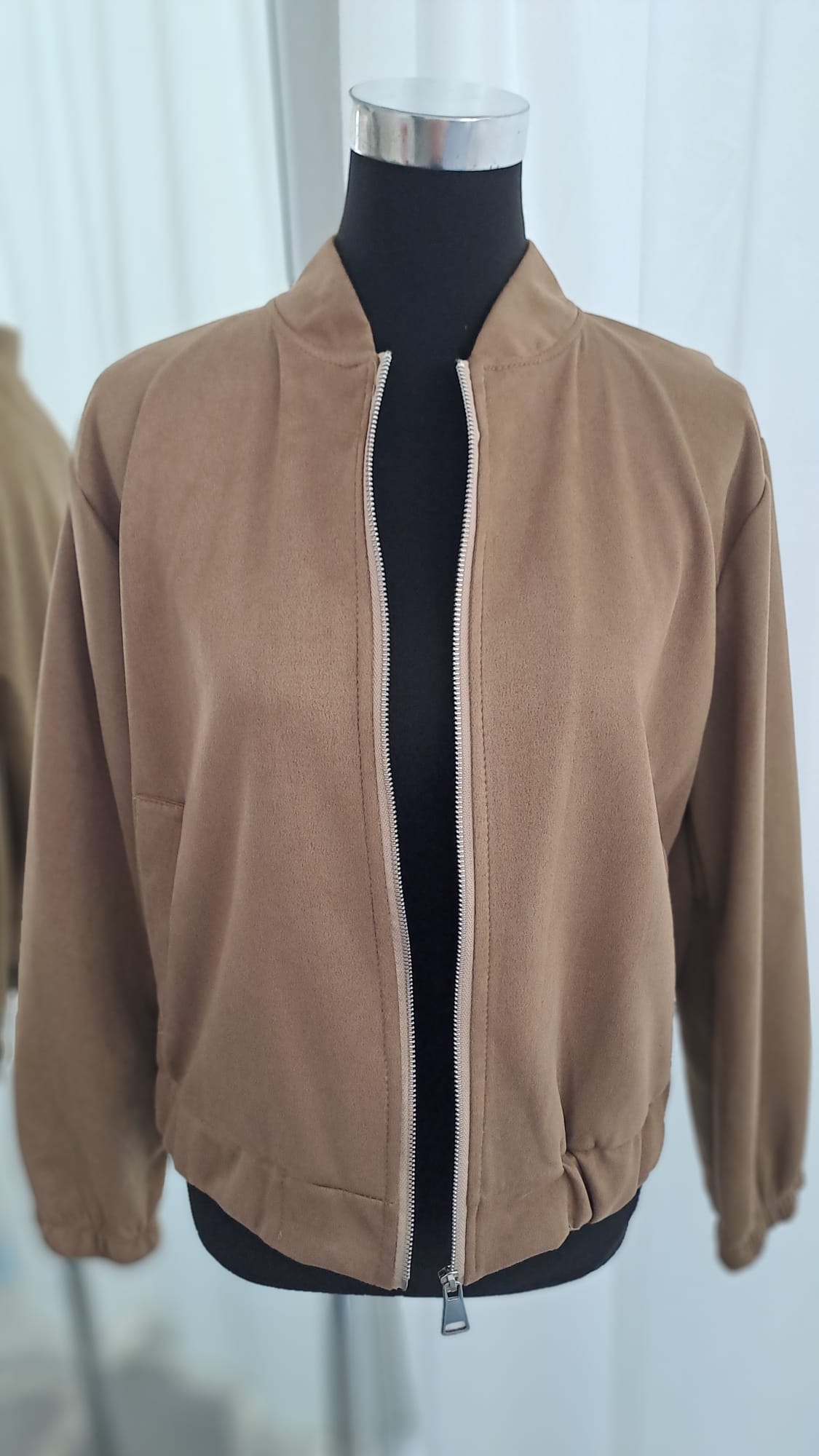 Bomberjacke Camel Wildlederoptik | Charme Mode 6796 - Seitenansicht