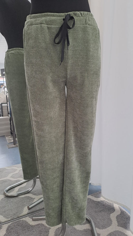 Young Collection Hose 1950 Khaki