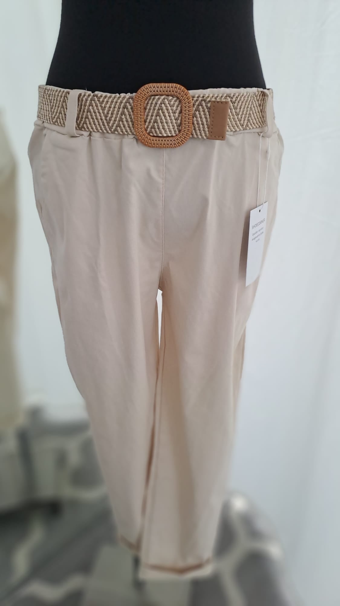 Damenhose Beige mit Flechtgürtel – SM Youngfashion 6916 - Seitenansicht