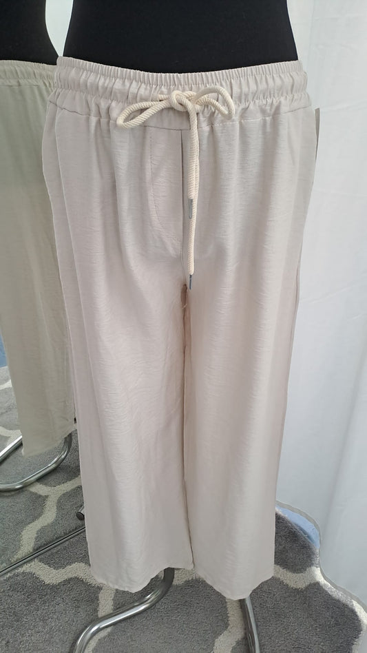 Young Collection Hose 7512 Beige