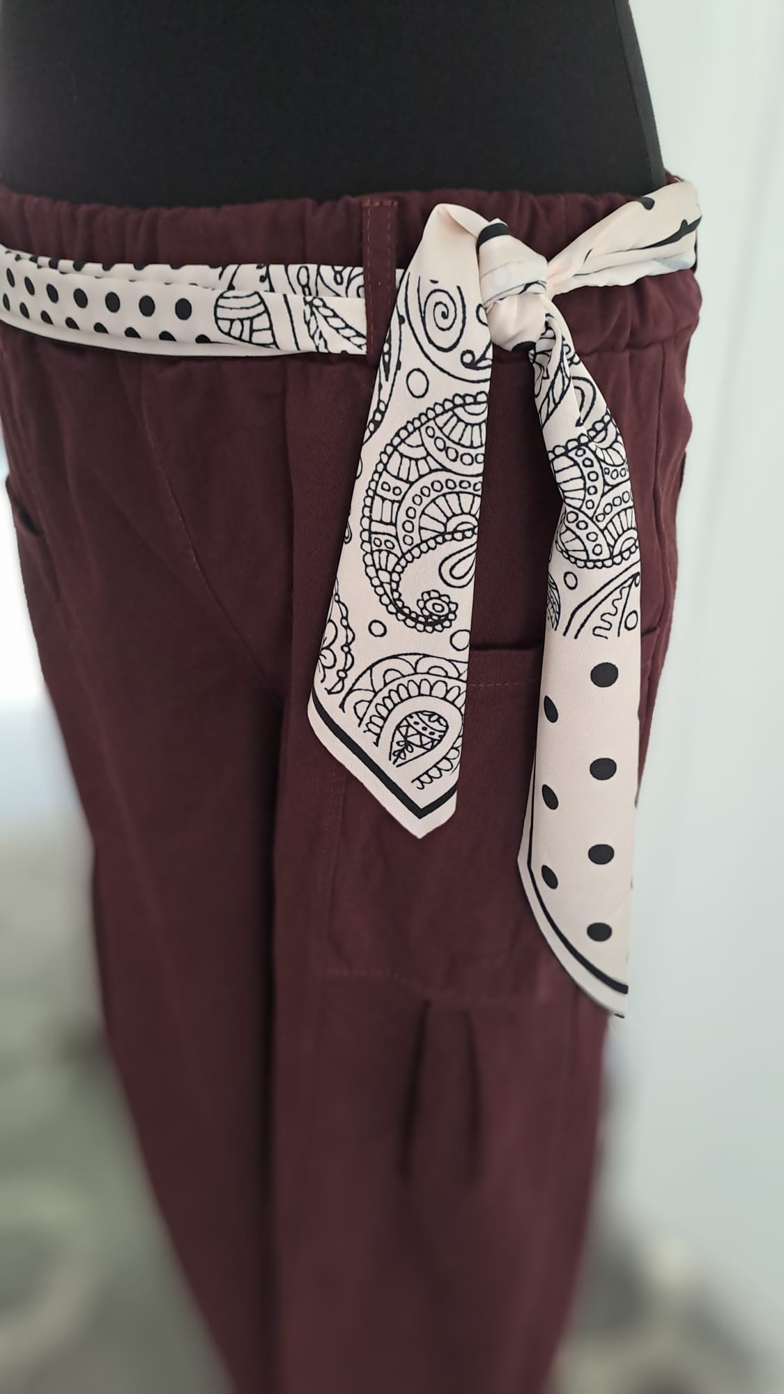 Culotte Hose Beere mit Schal - Charme Mode 6822 - Detailansicht Schal