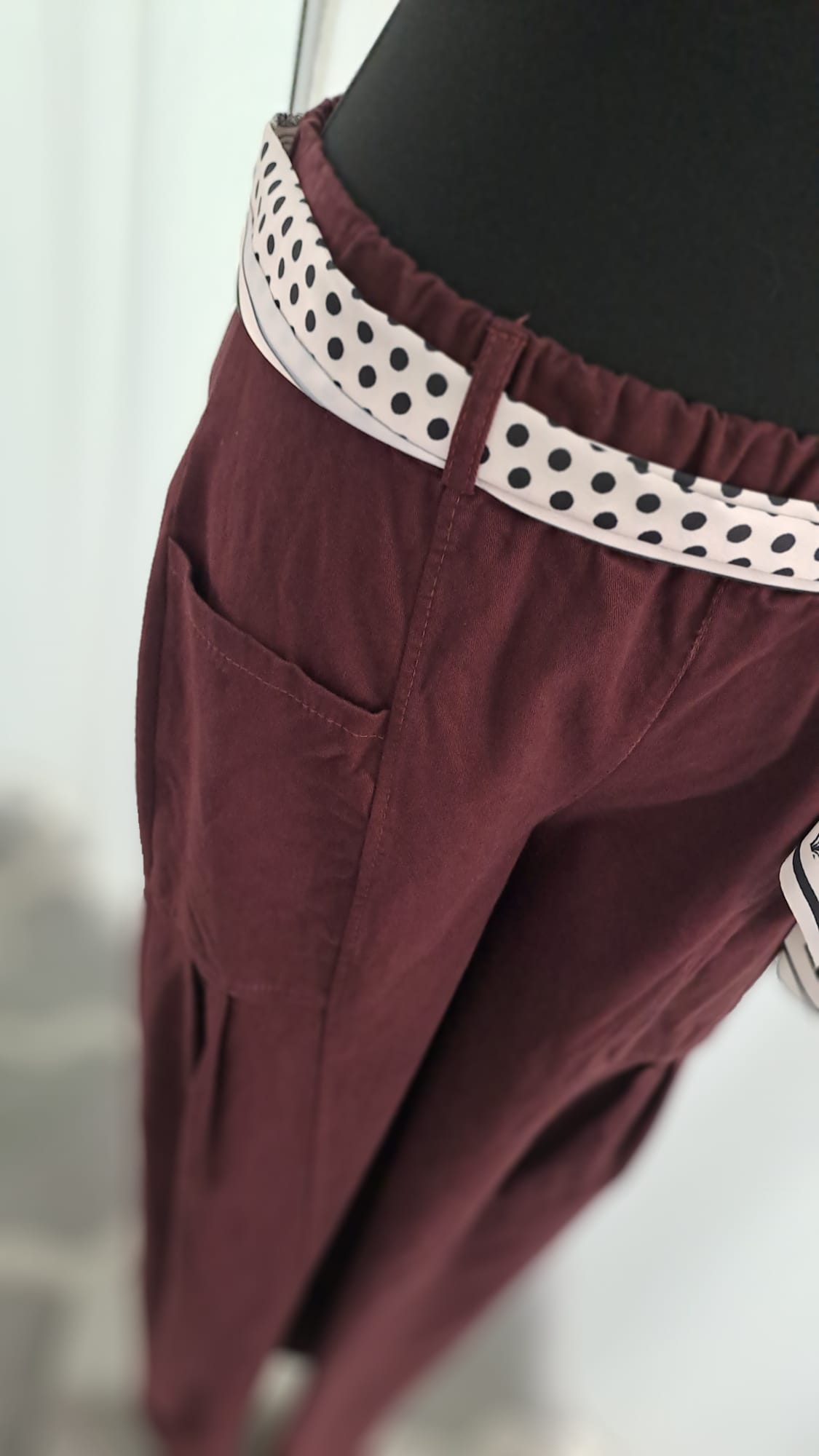 Culotte Hose Beere mit Schal - Charme Mode 6822 - Detailansicht Gummibund