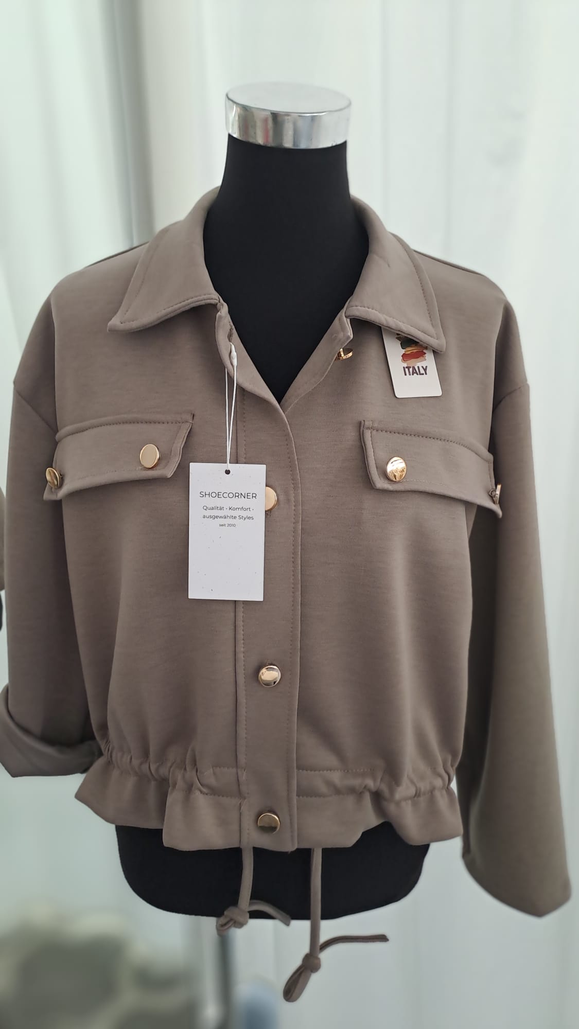Leichte Jacke in Taupe – Elegante Übergangsjacke - SM Youngfashion 6892 - Seitenansicht