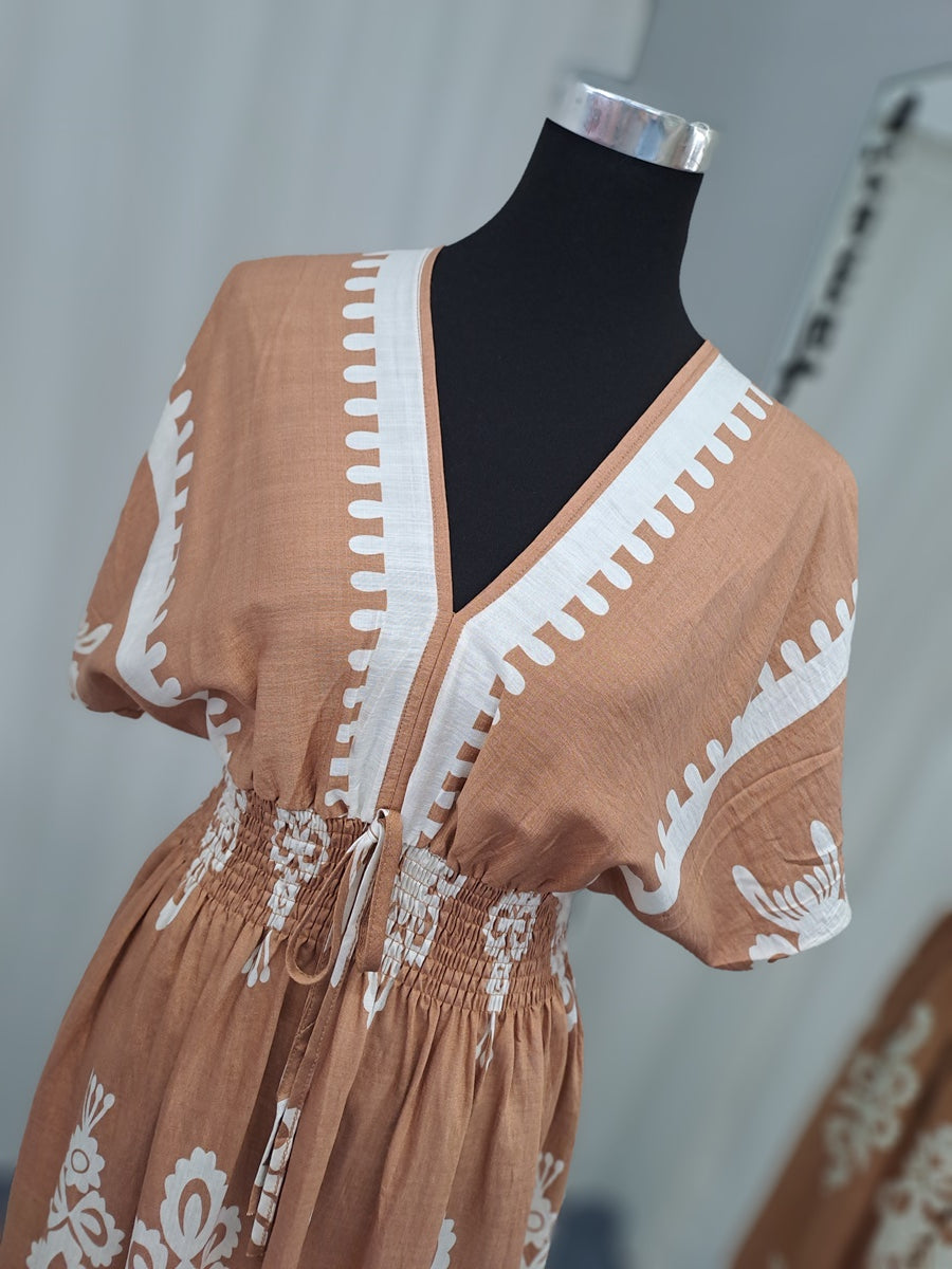 Le Bonbon Kleid 51622 Camel