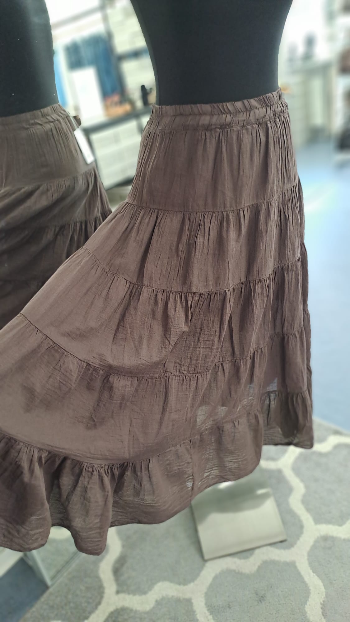 Maxirock Mocca mit Volant | Liping Moda 6832 - Detailansicht Volant