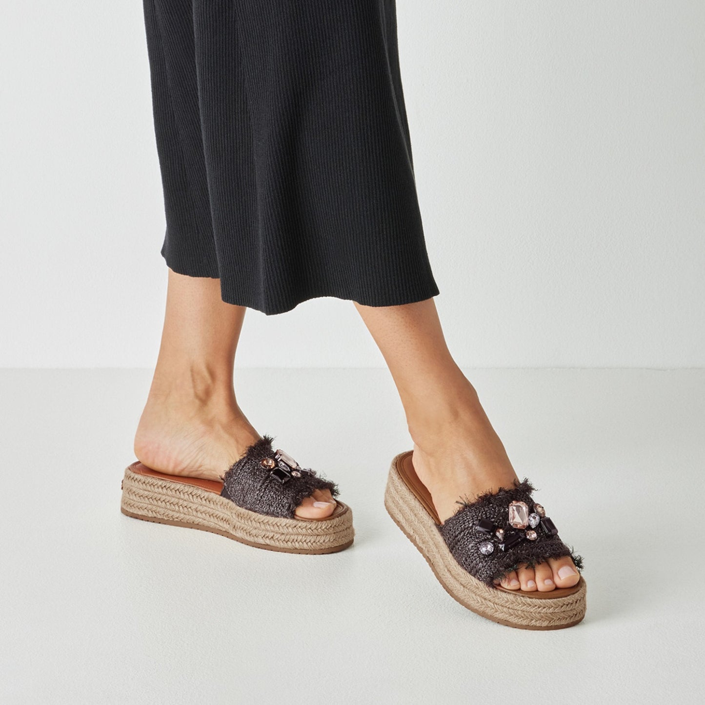 Tamaris Pantolette 27214 Schwarz