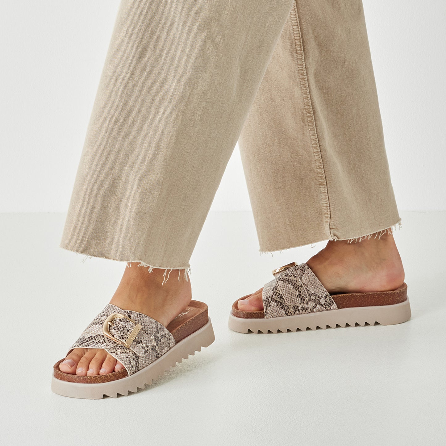 Tamaris Pantolette 27401 Beige Snake