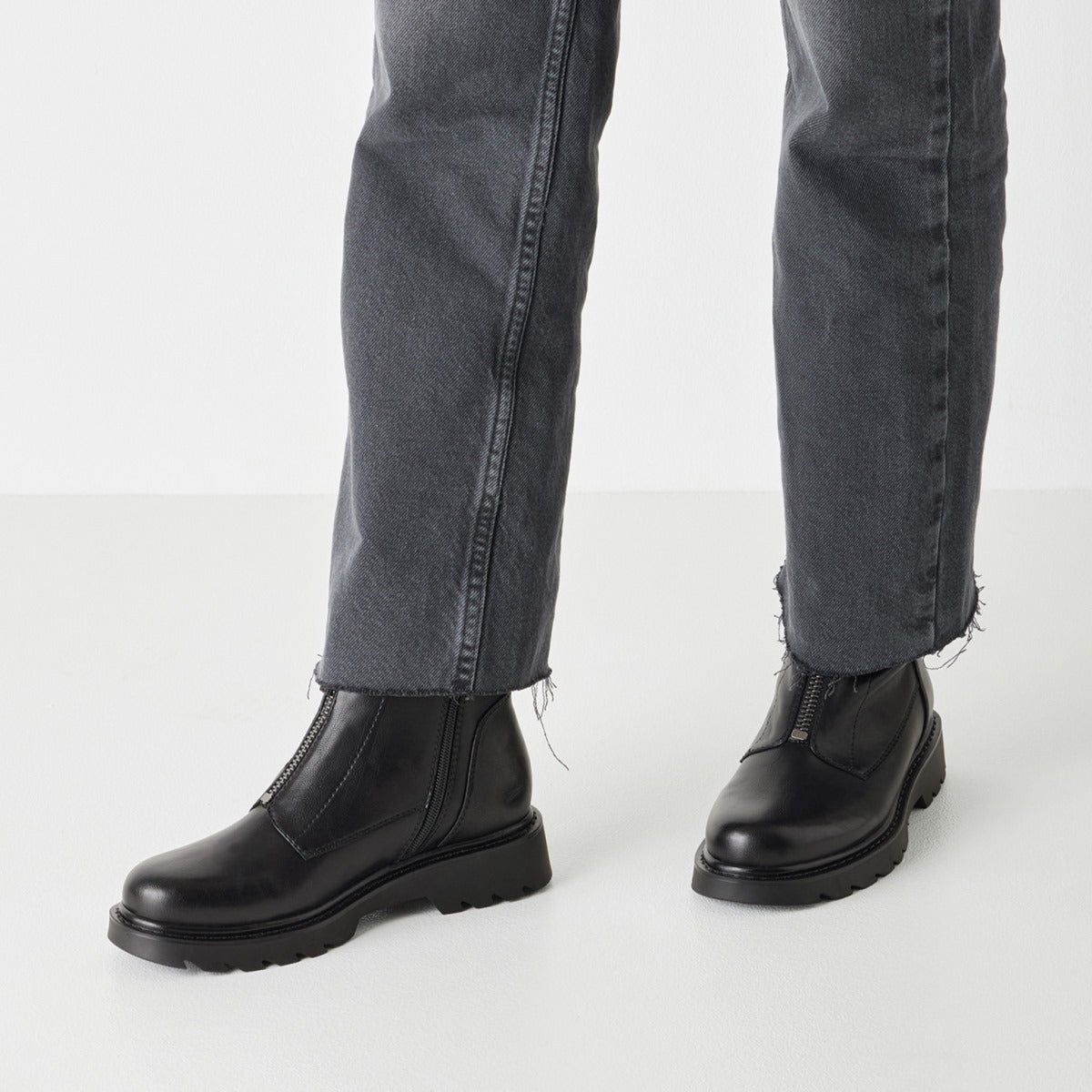 Tamaris Stiefelette 25412 Schwarz