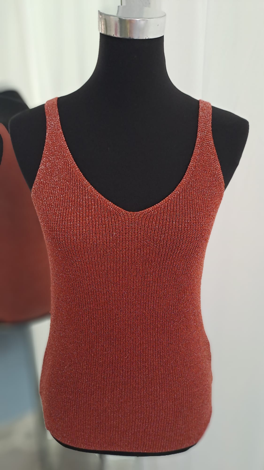 Stricktop Rostbraun mit Silberfaser | Liping Moda 6841 - Seitenansicht
