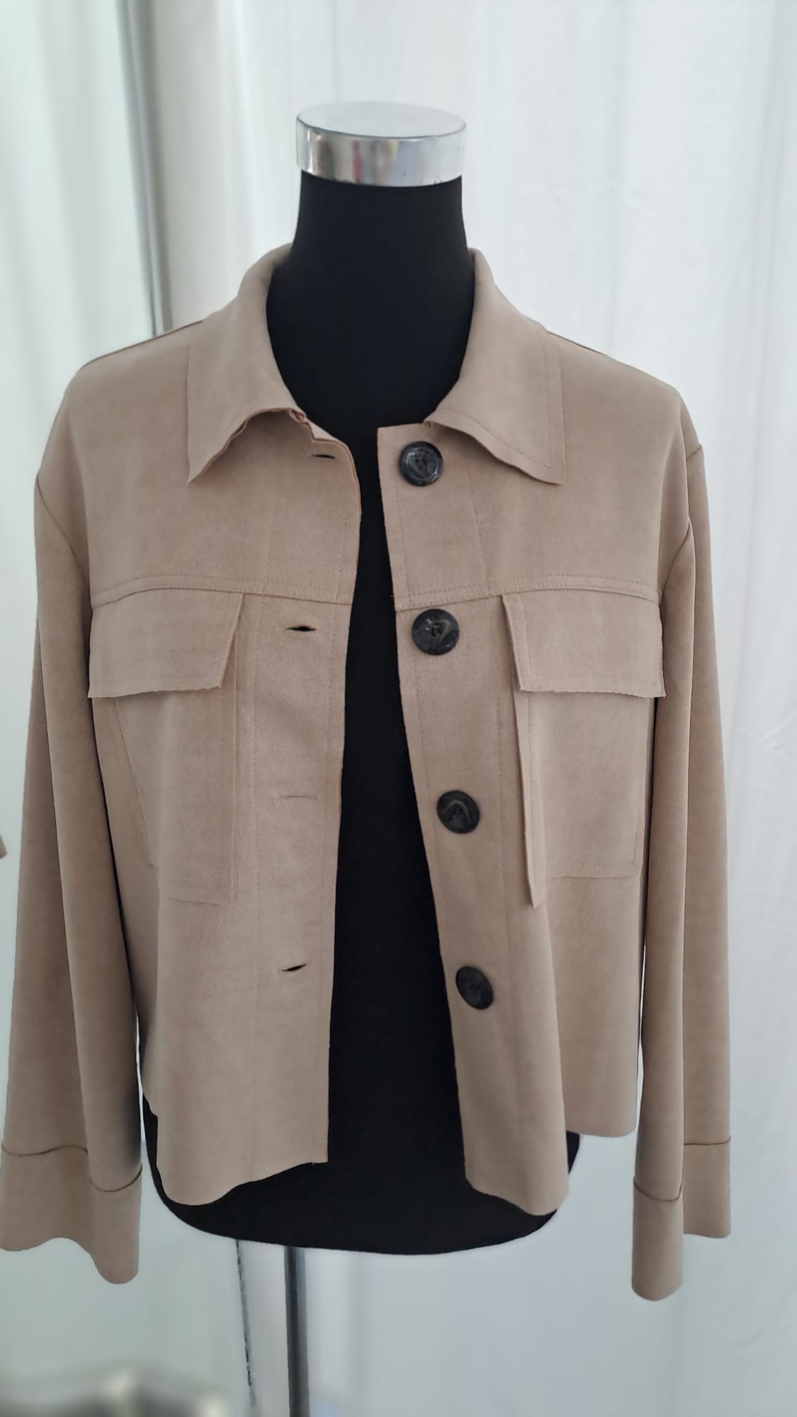 Jacke Beige Wildlederoptik Cropped | Charme Mode 6788 - Seitenansicht